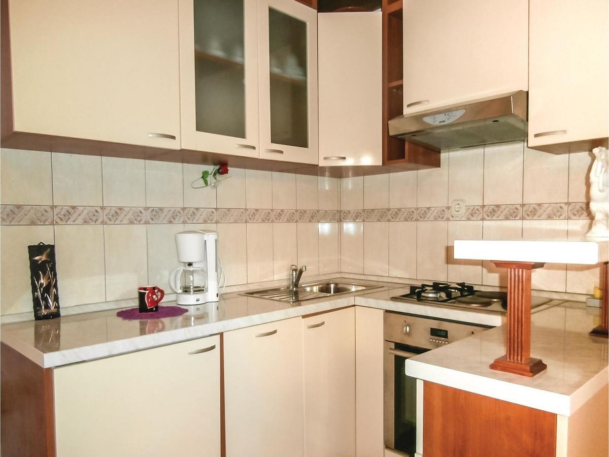 Lovely Apartment In Omis With Kitchen Exterior photo